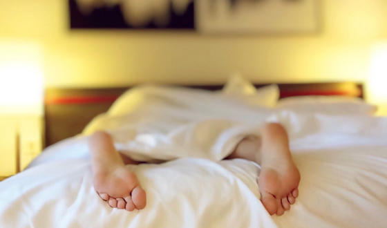 Schlafen bei Hitze – gesunder Schlaf auch bei hohen Temperaturen